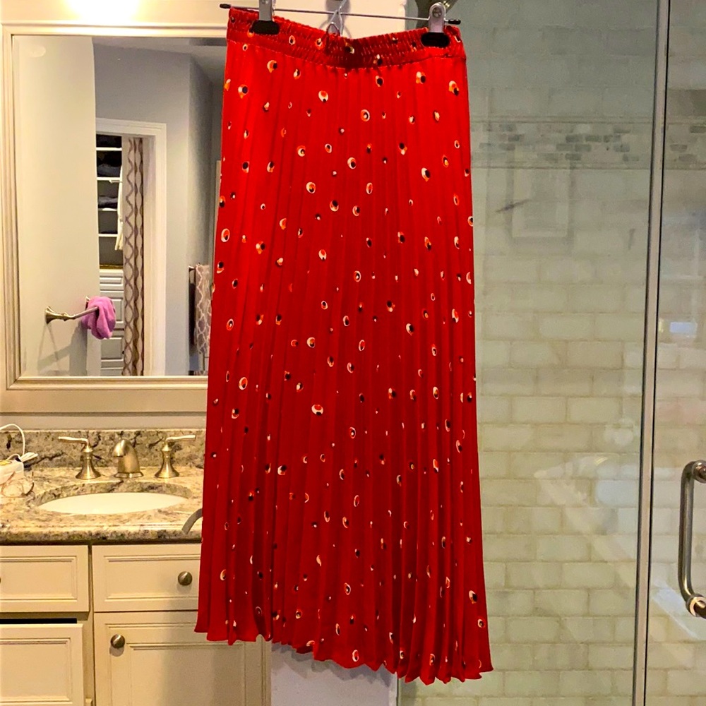 Pleated burnt orange midi skirt MAX STUDIO